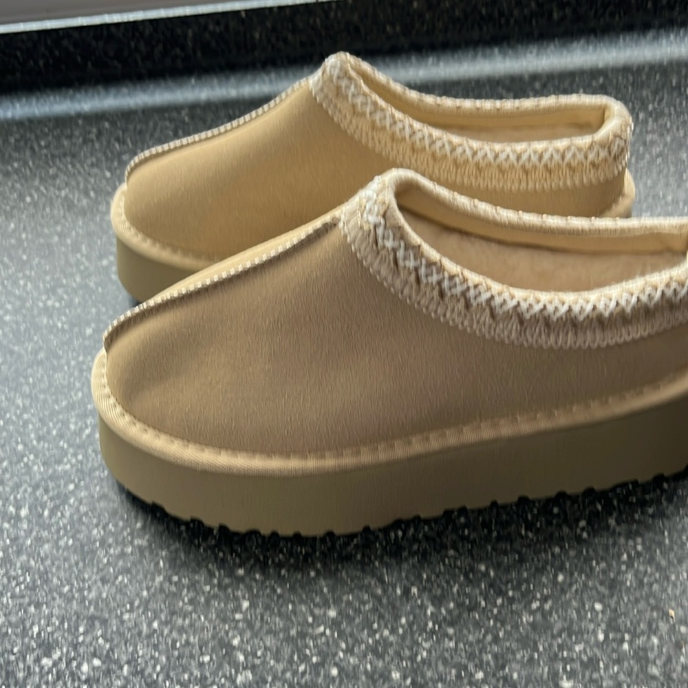 Platform slippers